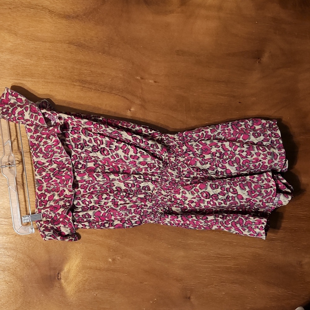 Body Central one shoulder hot pink,tan,gray cheetah print shorts sz L